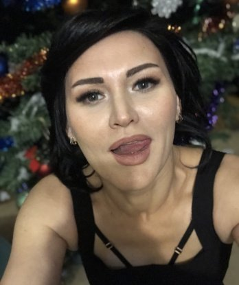 Умею превратить каждую встречу в незабываемый романтический сеанс. Обладаю множеством возможностей, которые приведут тебя к полному удовлетворению. Открой для себя мои услуги, которые могут разнообразить твою жизнь и добавить остроты в твои фантазии. Живу я в самом сердце Москвы, готова встретиться с тобой в любое удобное для тебя время. Приходи и испытай наслаждение, которое ты никогда не забудешь. 🌹🔥🌟 3235, 39 лет